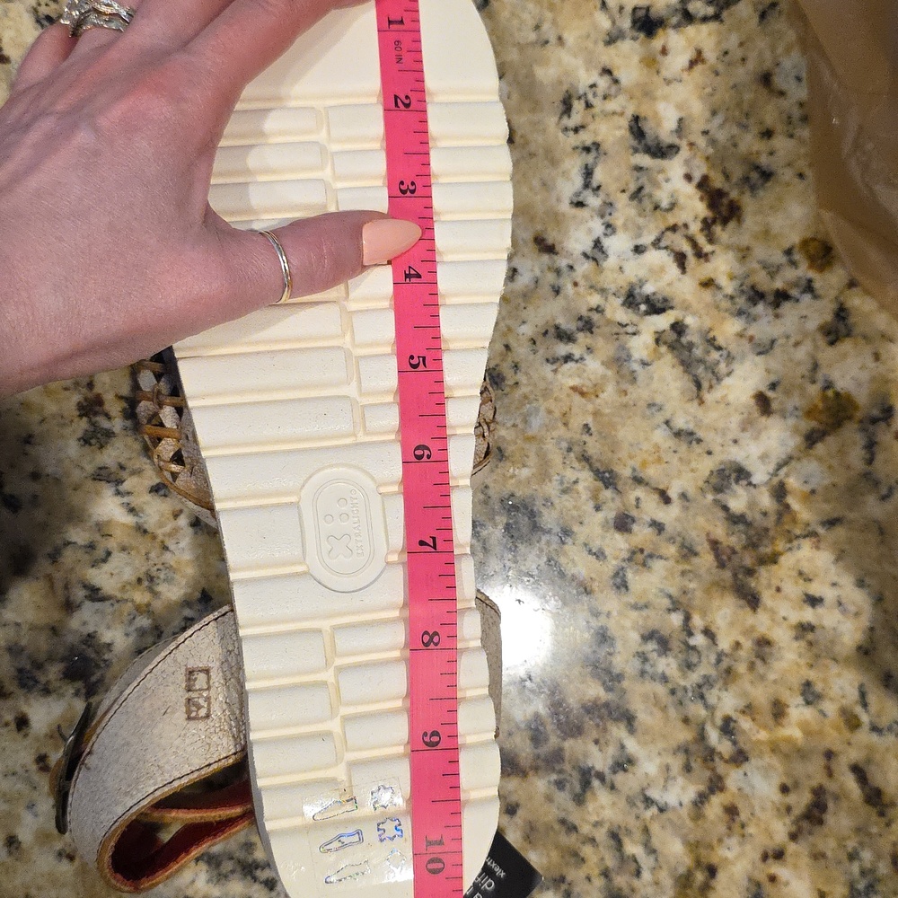 Bed Stu Brisa Sandals - Picture 10 of 10